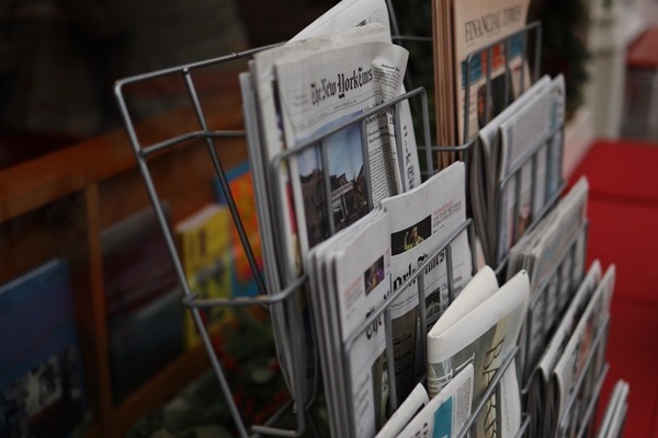 Presse: Hock mit H�rden