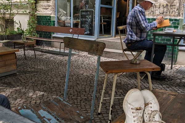 Gro�z�gige Au�enbe- stuhlung soll bleiben