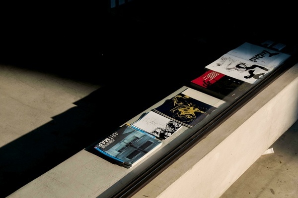 So viel Papier: Print vs. Digital